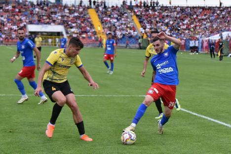 Primele reacții după promovarea FC Bihor. IMAGINILE victoriei