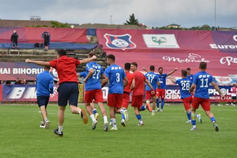 Primele reacții după promovarea FC Bihor. IMAGINILE victoriei