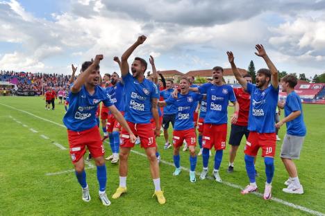 Primele reacții după promovarea FC Bihor. IMAGINILE victoriei