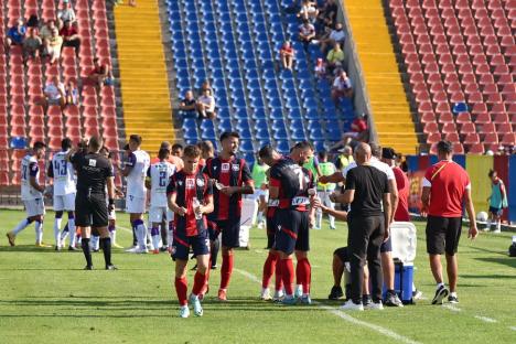 FC Bihor a obținut prima victorie din Liga a II-a! A învins echipa FC Argeș Pitești, pe stadionul din Oradea (FOTO)