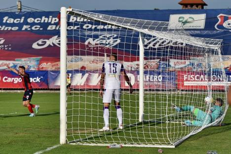 FC Bihor a obținut prima victorie din Liga a II-a! A învins echipa FC Argeș Pitești, pe stadionul din Oradea (FOTO)