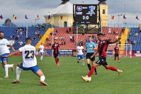 Un prim punct pentru FC Bihor în Liga a II-a. Meciul cu Viitorul Pandurii s-a terminat la egalitate, 0-0 (FOTO)