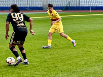 FC Bihor a cedat cu 2-3 pe Cluj Arena, în faţa liderului Superligii. Au debutat şi doi tineri fotbalişti