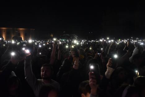 Oradea Festifall s-a încheiat cu un concert antrenant Carla’s Dreams și cu un somptuos foc de artificii (FOTO/VIDEO)