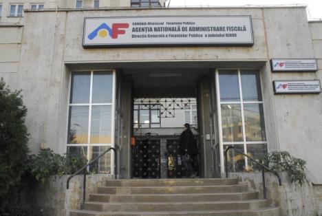Administraţia Finanţelor Bihor: asistenţa fiscală pentru contribuabili se acordă telefonic numai prin Call Center