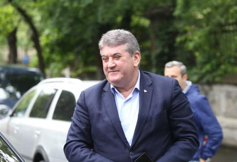 Fostul ministru Gabriel Oprea, achitat în dosarul morții polițistului Bogdan Gigină