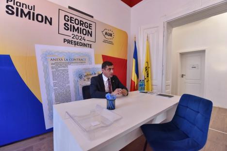 George Simion, la Oradea: Sute de persoane au semnat „contracte” pentru case ieftine, inclusiv un fost primar PD și un fost consilier județean PSD (FOTO)