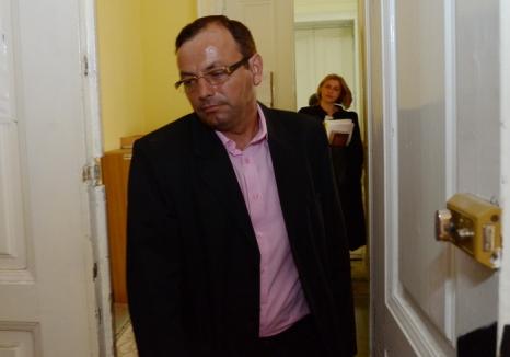 Primarul din Boianu Mare, condamnat pentru înşelăciune şi falsuri. Comuna va fi condusă de viceprimar