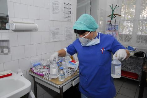 20 de centre disponibile în Bihor pentru evaluarea persoanelor care se prezintă cu simptome de infecții respiratorii