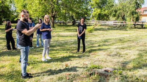 Innovations Days | Educație și implicare activă – soluția propusă de studenți pentru creșterea biodiversității în campusul Universității din Oradea
