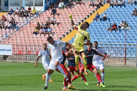 Revenire de bun augur: Luceafărul Oradea s-a impus cu 2-1 în jocul cu Chindia Târgovişte! (FOTO)