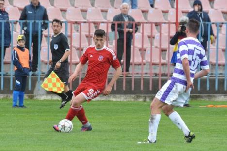 Luceafărul s-a impus cu 4-1, pe stadionul Iuliu Bodola, în faţa timişorenilor de la ASU Poli (FOTO)
