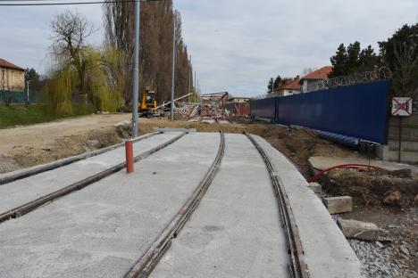 Drum nou. Primăria Oradea va construi un pod rutier peste Peța pentru a lega zona Parcului 22 Decembrie de cartierul Ceyrat (FOTO / VIDEO)