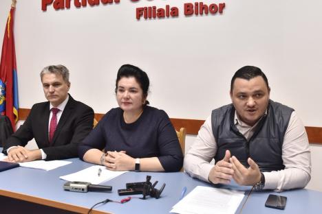 Toate tunurile pe Primăria Oradea! Opoziţia PSD reclamă lucrările dezorganizate, taxele prea mari şi salariile prea mici
