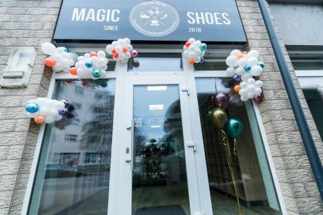 Profesionalismul în curăţarea încălţămintei, acum şi în Oradea: Magic Shoes vă aşteaptă! (FOTO)