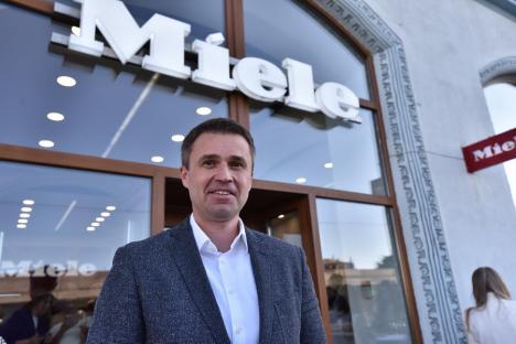 3 x Miele. Cel mai mare producător mondial de electrocasnice premium le oferă clienților reduceri de 10% la aniversarea a trei ani de vânzări în Oradea (FOTO)