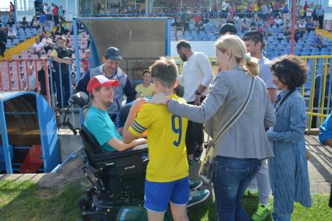 Împreună cu Neşu: Ziua Copilului a fost sărbătorită la Oradea și prin fotbal! (FOTO)