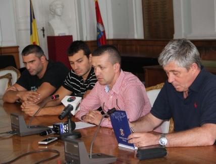Conducerea echipei de polo CSM Digi și-a prezentat ultimele achiziții: jucătorii sârbi Milos Korolija și Marko Avramovic