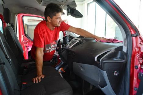 Nadia Carwash & Coffee: Fotbalistul Ioan Hora a deschis cea mai nouă şi modernă spălătorie auto din Oradea (FOTO)