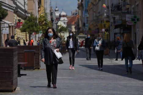 57 de cazuri noi de Covid în Bihor. Oradea se depărtează de scenariul verde spre cel galben, cu restricții mai aspre pentru HoReCa și spectacole