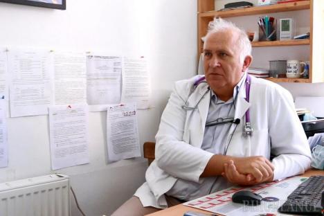O consultație costă sub „un tuns la frizerie”. Un doctor din Bihor cere ministrului Sănătății mai mulți bani pentru medicii care „au sărăcit”