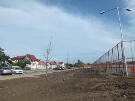 Parcuri din gunoaie: Din profitul făcut cu gunoaiele aduse de la Cluj, Eco Bihor face investiţii de 100.000 euro în parcurile din Oradea (FOTO)