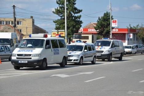 Poliţia a împărţit sute de amenzi şoferilor vitezomani, „parfumaţi”, fără permis sau la volanul unor maşini neînmatriculate