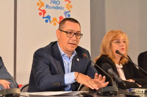 Victor Ponta la Oradea: Miza alegerilor din 26 mai este „mai mult decât europarlamentarii care merg la Bruxelles”, şi anume ieşirea din „cocina” lui Dragnea