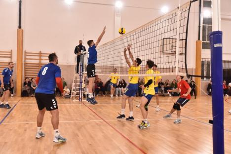 ACS Pro Volley Oradea a câştigat două din cele trei jocuri de la turneul al doilea al Diviziei A2 (FOTO)