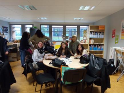 Şcoală „afară”: Peste 50 de elevi ai Colegiului Economic Partenie Cosma fac practică în străinătate (FOTO)