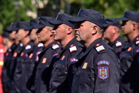 SMURD pe motocicletă: Începând de sâmbătă, urgenţele din Bihor sunt asigurate şi de paramedici pe două motoare BMW (FOTO)