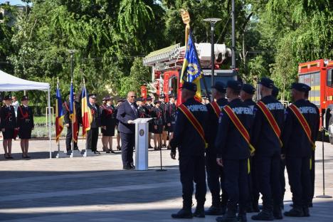 SMURD pe motocicletă: Începând de sâmbătă, urgenţele din Bihor sunt asigurate şi de paramedici pe două motoare BMW (FOTO)