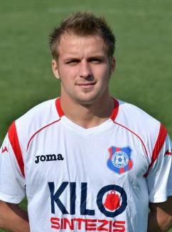 Fundaşul Răzvan Lupu a semnat cu FC Bihor. Clubul îşi caută şi un nou portar