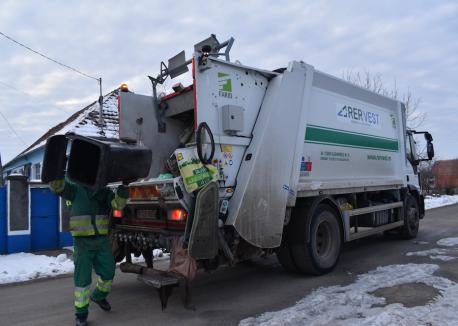 Bihorul, la curăţat! În numai un an, o treime din deşeurile judeţului au ajuns colectate separat (FOTO / VIDEO)