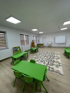 „Fii atent, învață, creează!”. Elevii din Căbești au început anul școlar într-o clădire modernă, dotată cu „table” digitale (FOTO)