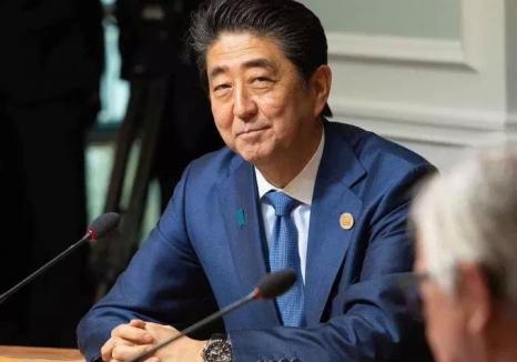 Fostul premier al Japoniei a murit în urma atacului de la mitingul electoral (VIDEO)