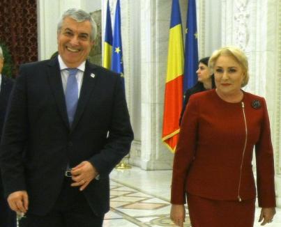Circ cu PSD şi ALDE: Dăncilă „fură” trei membri ALDE şi îi desemnează miniştri, Tăriceanu îi dă afară din partid şi îi cere lui Iohannis să nu îi numească