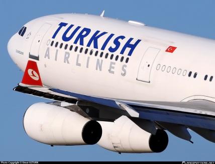 Ameninţare cu bombă într-un avion al Turkish Airlines
