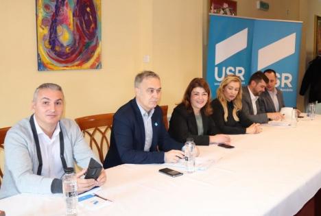 USR Oradea şi-a stabilit candidaţii care vor concura pentru Consiliul Local. Votul online s-a anulat, din motive de... hacking
