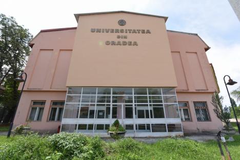 Bătaie pe Sorbonica: 36 de candidaţi pe două posturi la biroul de presă al Universităţii din Oradea!
