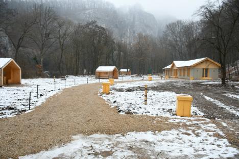 Patru noi campinguri în Bihor, aproape finalizate: la primăvară vor fi deschise pentru turiști (FOTO)