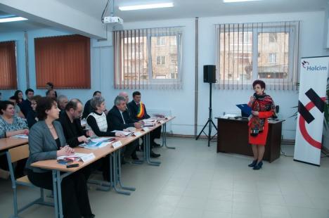 Holcim susţine profesioniştii: Elevii Colegiului Alexandru Roman din Aleşd vor face practică într-un atelier modern (FOTO)