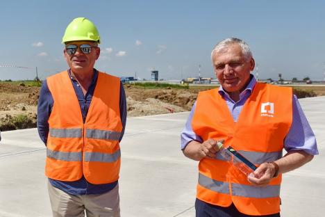 FOTO: Terminalul Cargo al Aeroportului Oradea: investiția de 32 milioane euro trece la construirea platformei pentru avioane și a primelor două hale