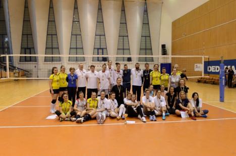 Voleibalistele de la Universitatea Oradea au devenit vicecampioane naţionale universitare!