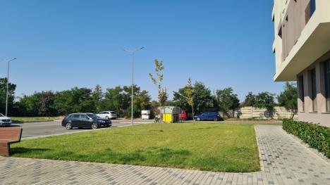 West-ul sălbatic: Nemulțumiri legate de dotările cartierului ridicat de afaceriștii Țicra și Pereș în Oradea (FOTO)
