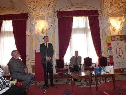 Principele Radu la Oradea: A lansat trei cărţi şi a premiat elevii olimpici (FOTO)
