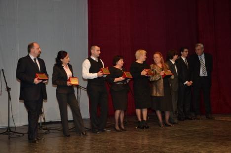 Gala Brandurilor Bihorene: Ce au în comun Bolojan, Teszari şi Mudura? (FOTO)