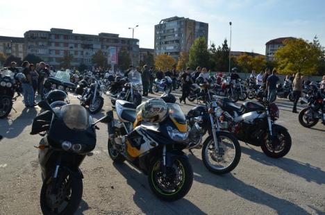 Sute de motociclişti au marcat închiderea sezonului motociclistic (FOTO)