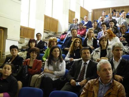 Senatul Universităţii i-a adunat pe toţi rectorii de după Maghiar pentru a-l comemora pe fostul rector (FOTO)