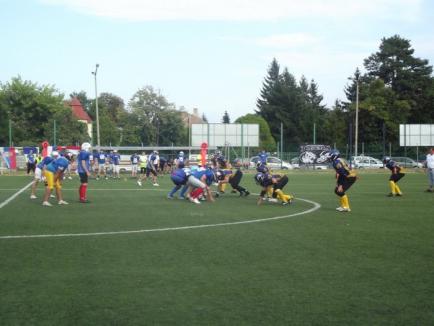 "Fotbalişti americani" de la Oradea Stars au participat la un turneu internaţional la Nyiregyhaza